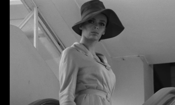 Image du film Le monocle rit jaune