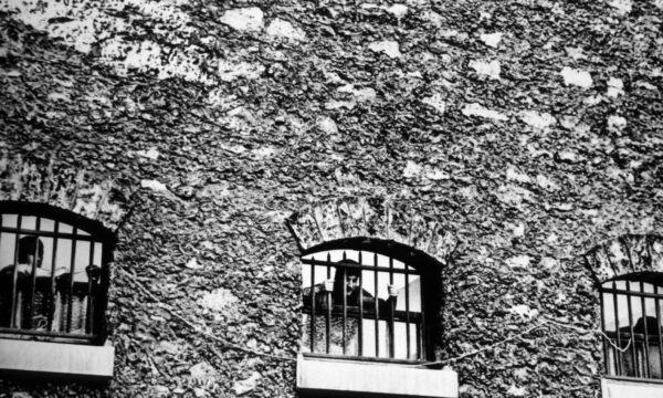Image du film Le Trou