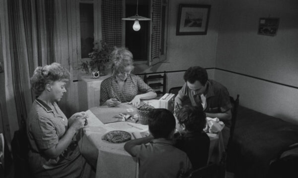 Image du film LA DERIVE
